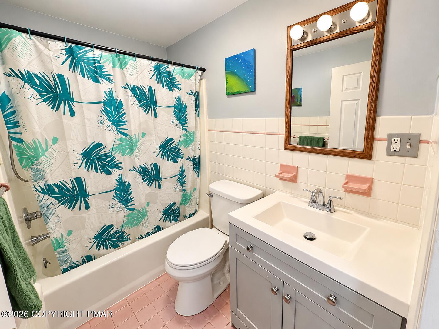 7506 Crestview Drive Property Photo 14