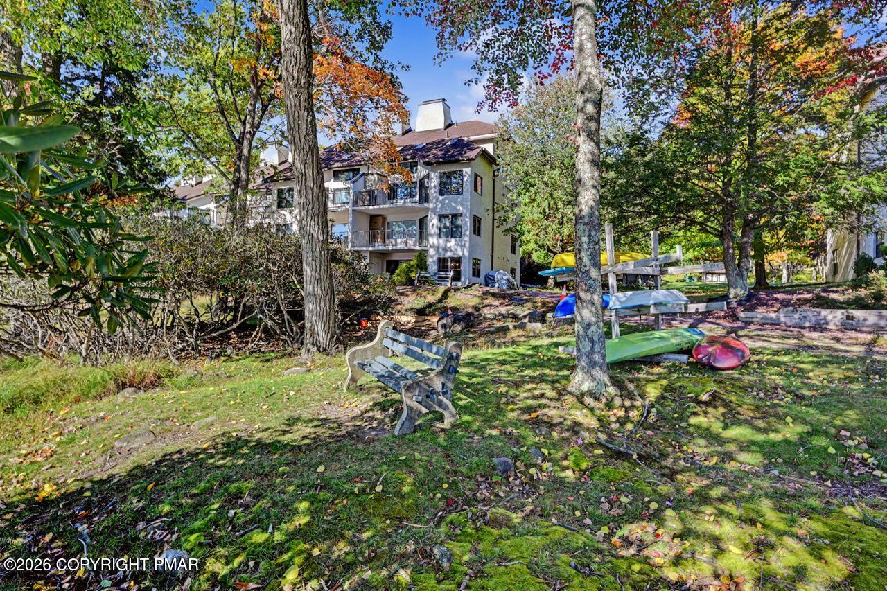 59 Midlake Drive 101 Property Photo 7