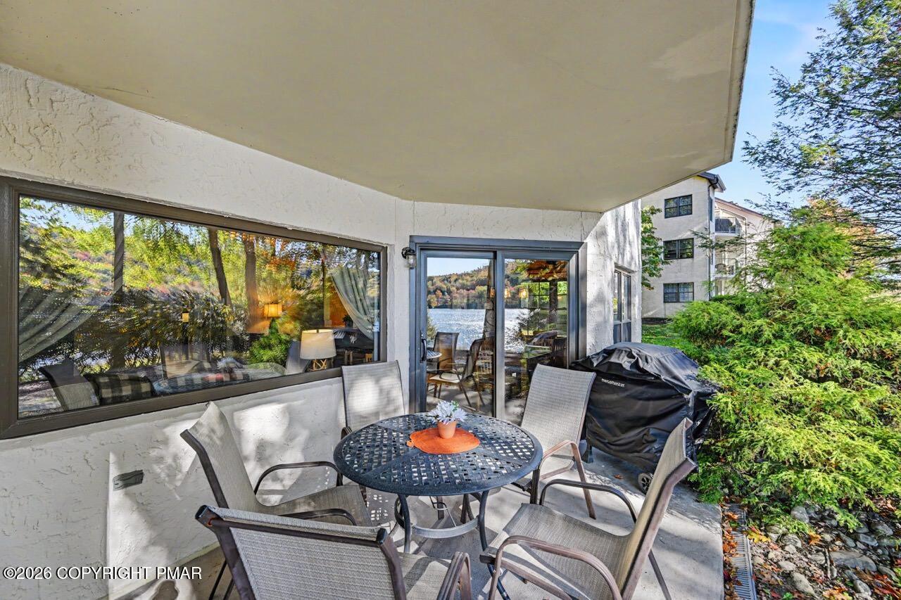 59 Midlake Drive 101 Property Photo 8