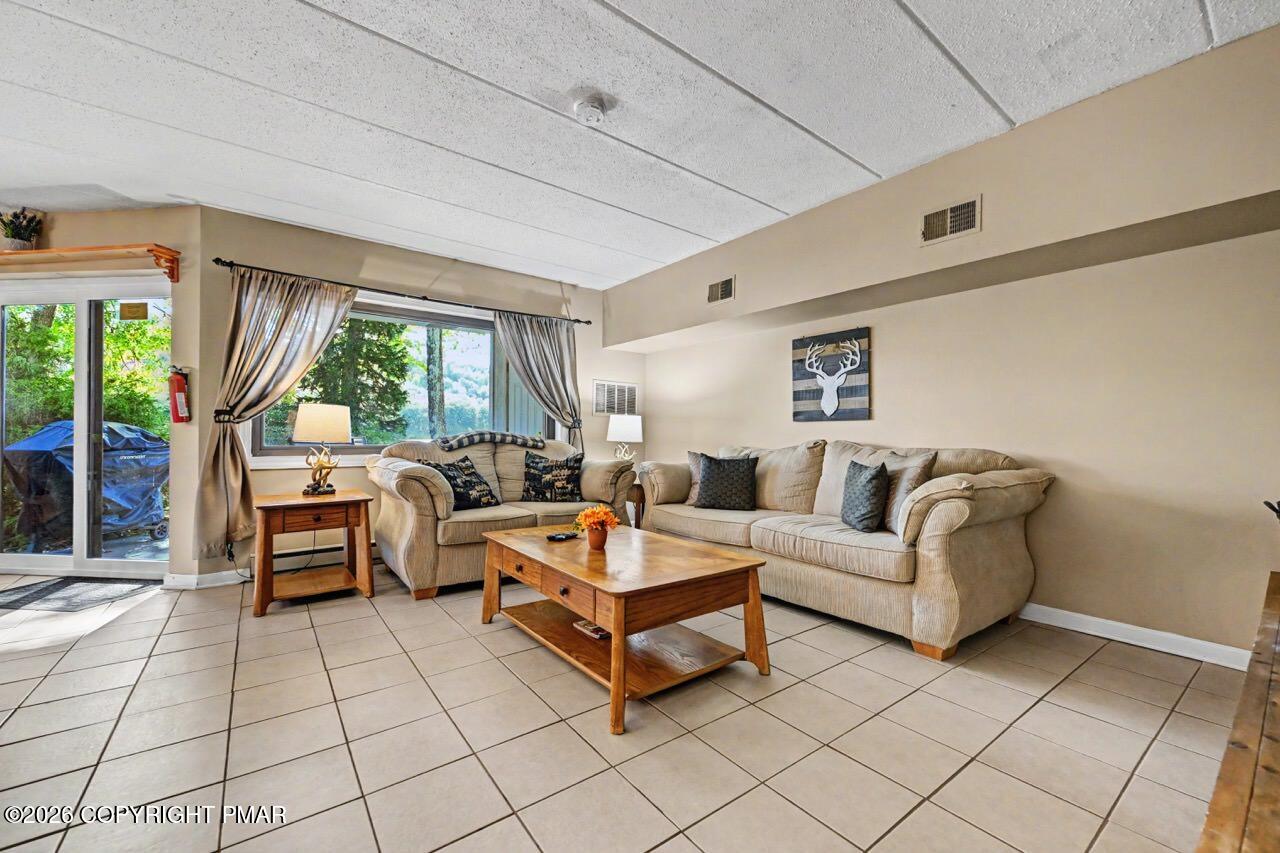 59 Midlake Drive 101 Property Photo 15