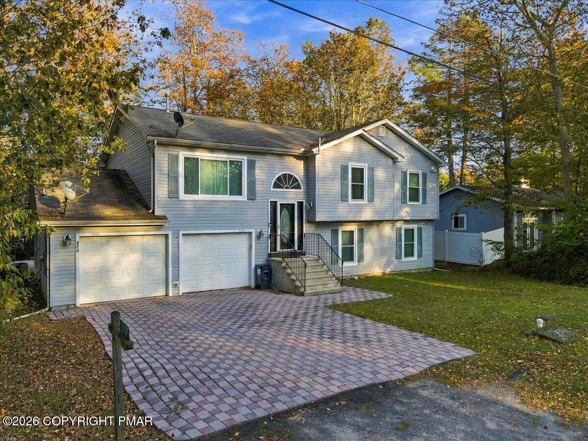 2137 Freedom Way Property Photo 11