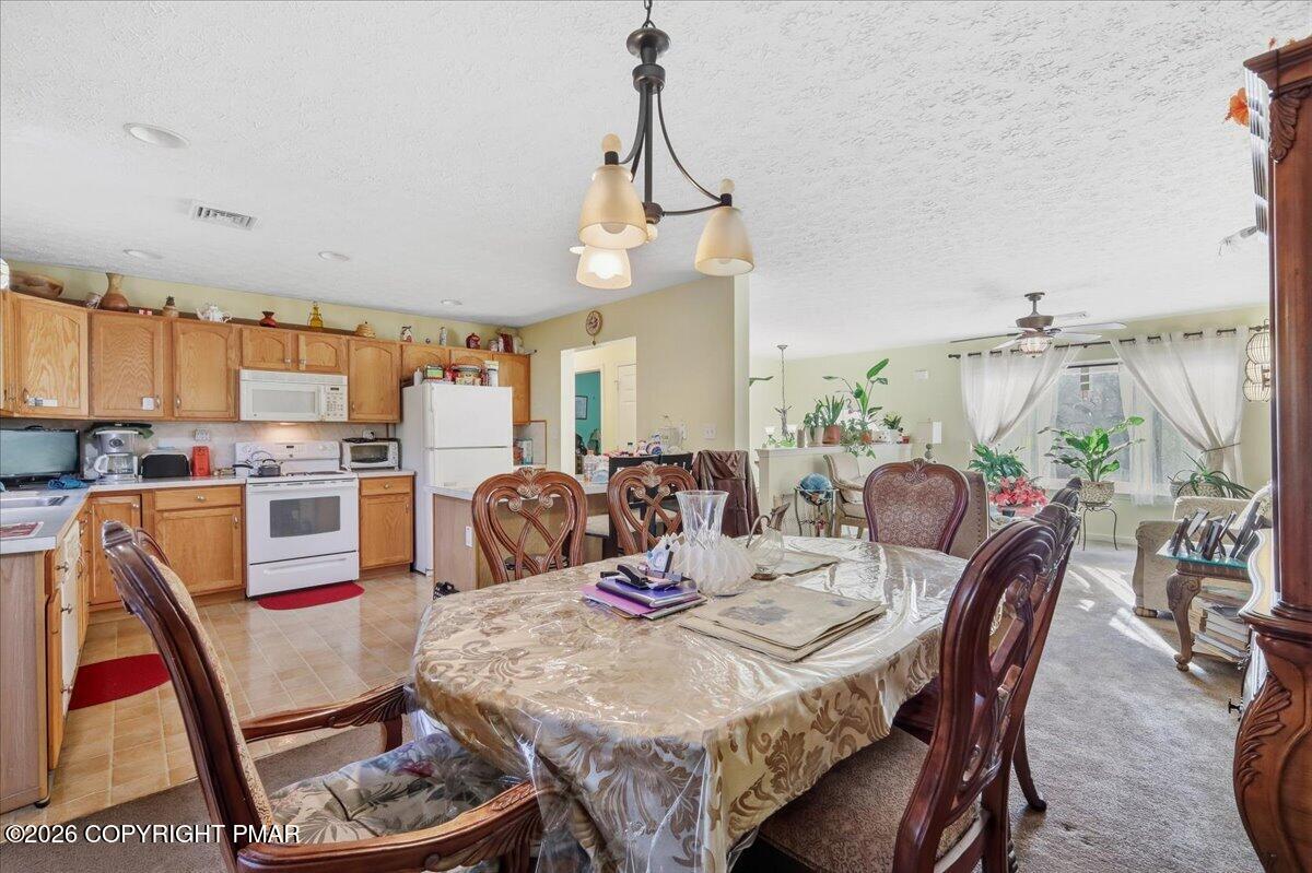 2137 Freedom Way Property Photo 25