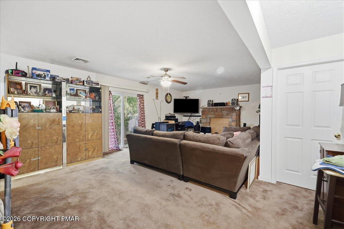 2137 Freedom Way Property Photo 43