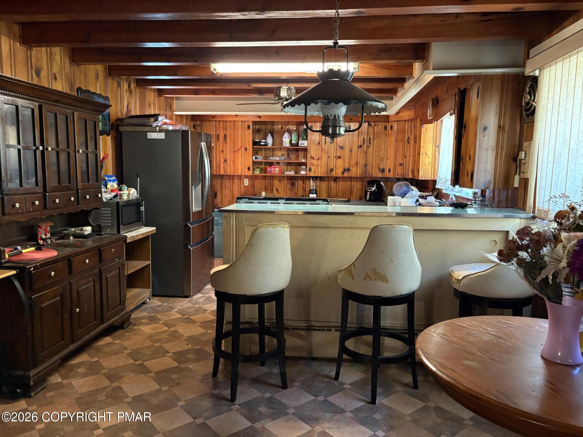 2745 Mountain Road Property Photo 5