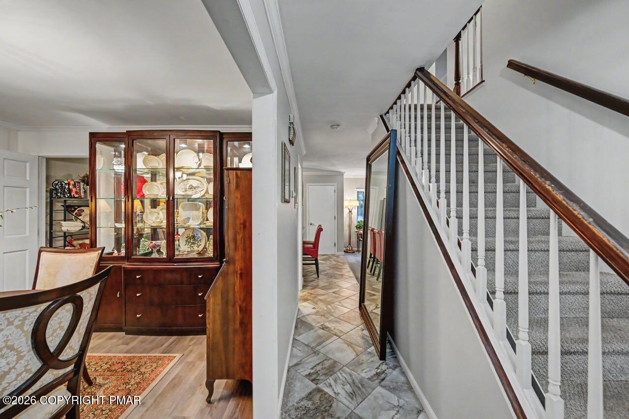 212 Fairfield Drive Property Photo 13