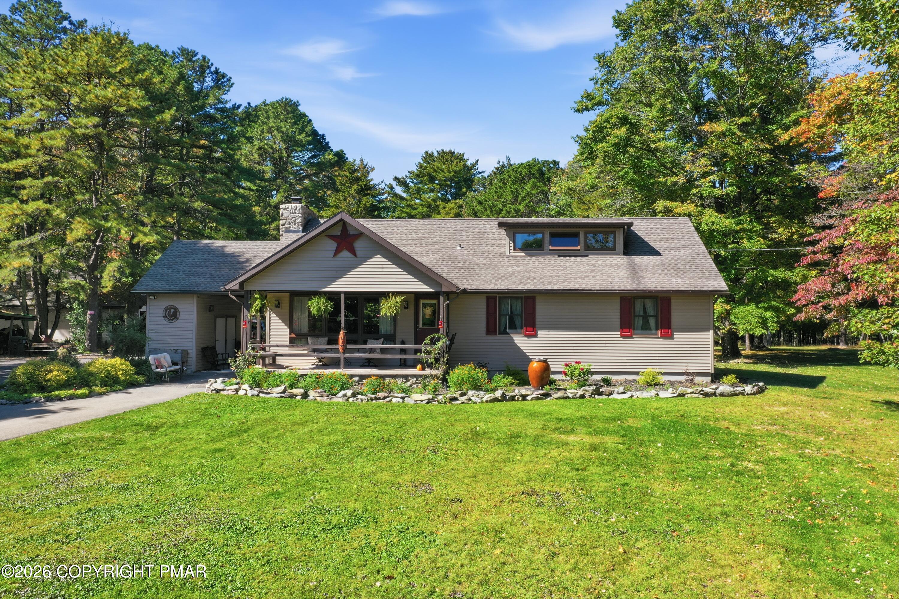 1437 Twin Pine Road Property Photo 4