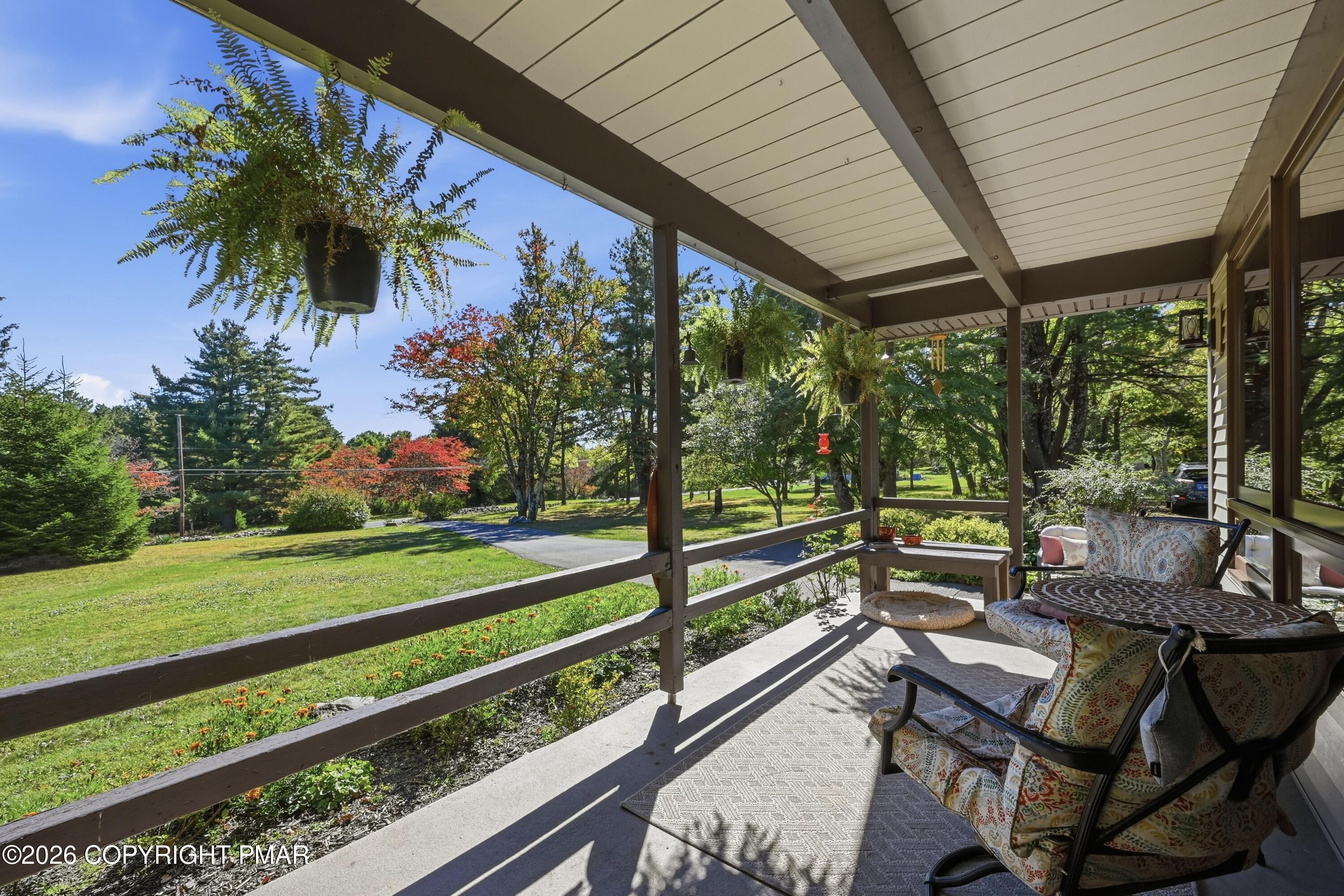 1437 Twin Pine Road Property Photo 6