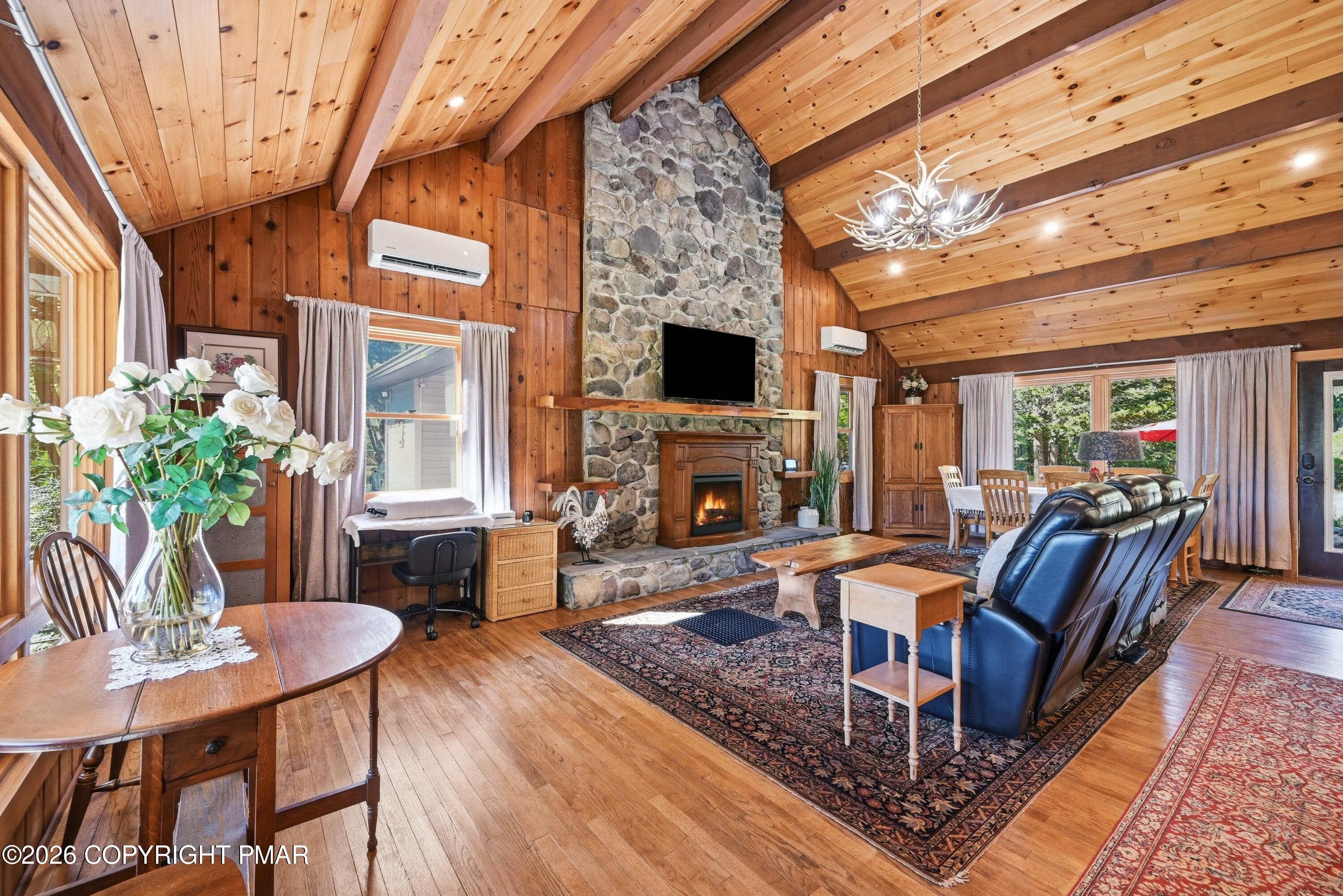 1437 Twin Pine Road Property Photo 8