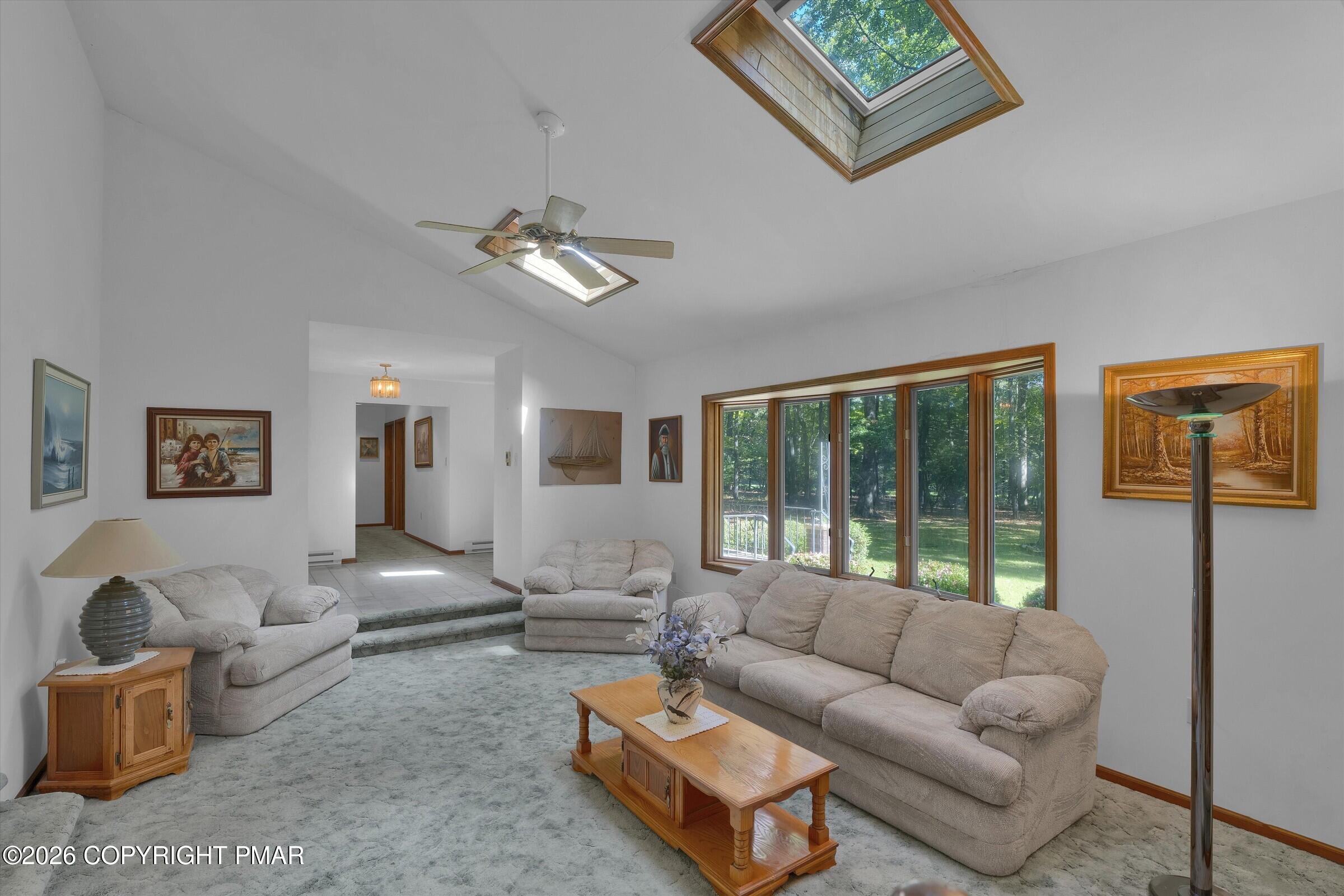 909 Hell Hollow Road Property Photo 7