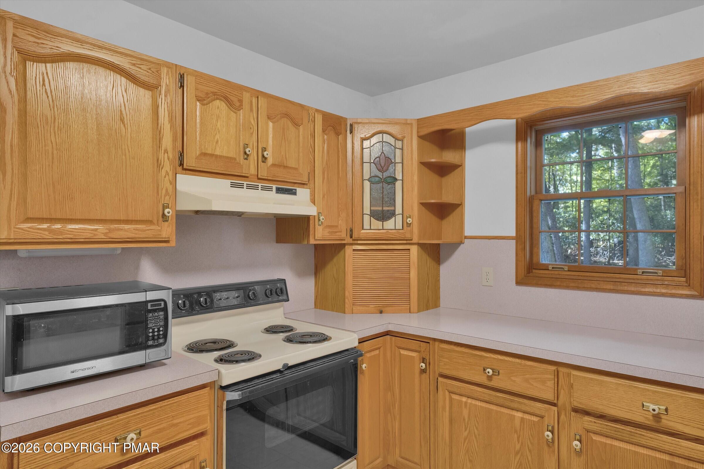 909 Hell Hollow Road Property Photo 18