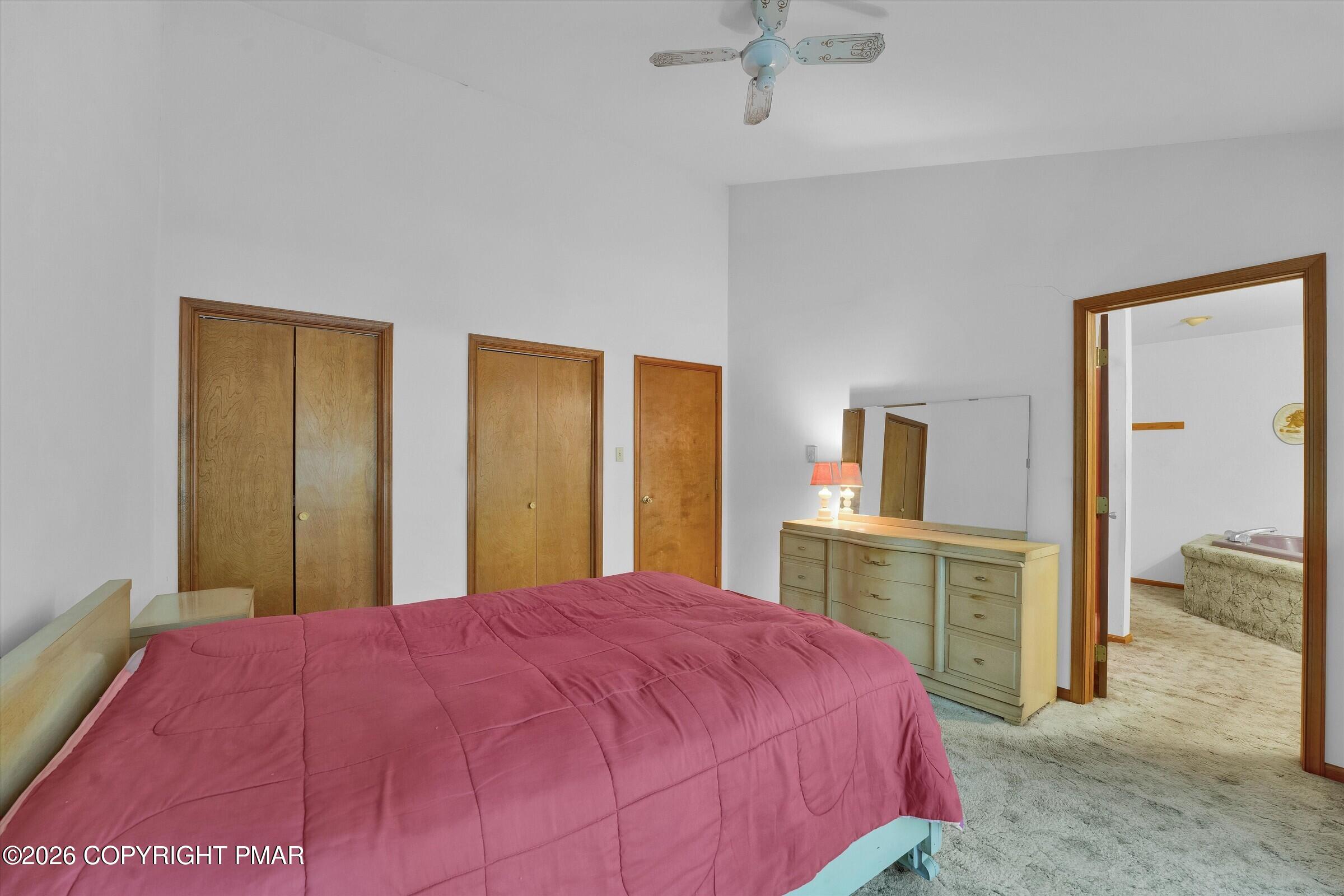 909 Hell Hollow Road Property Photo 22