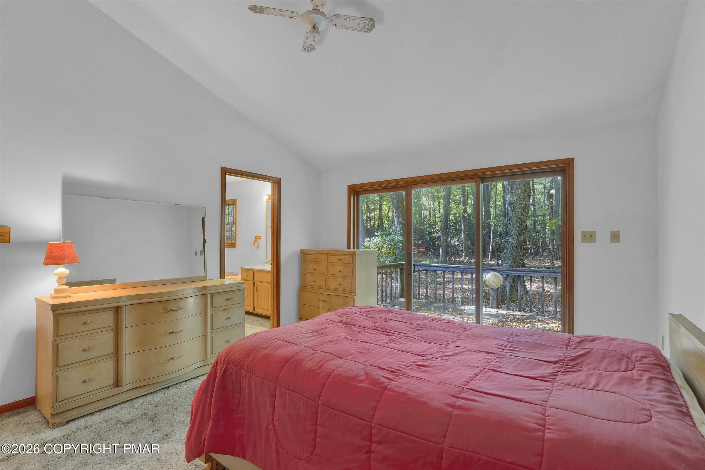 909 Hell Hollow Road Property Photo 23