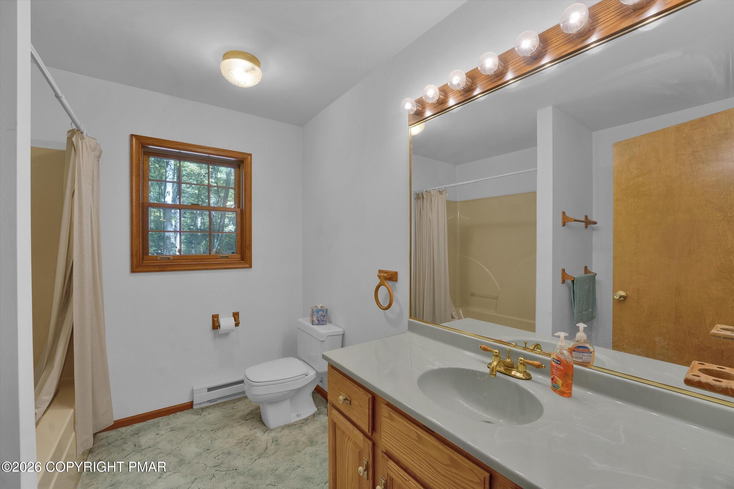 909 Hell Hollow Road Property Photo 33