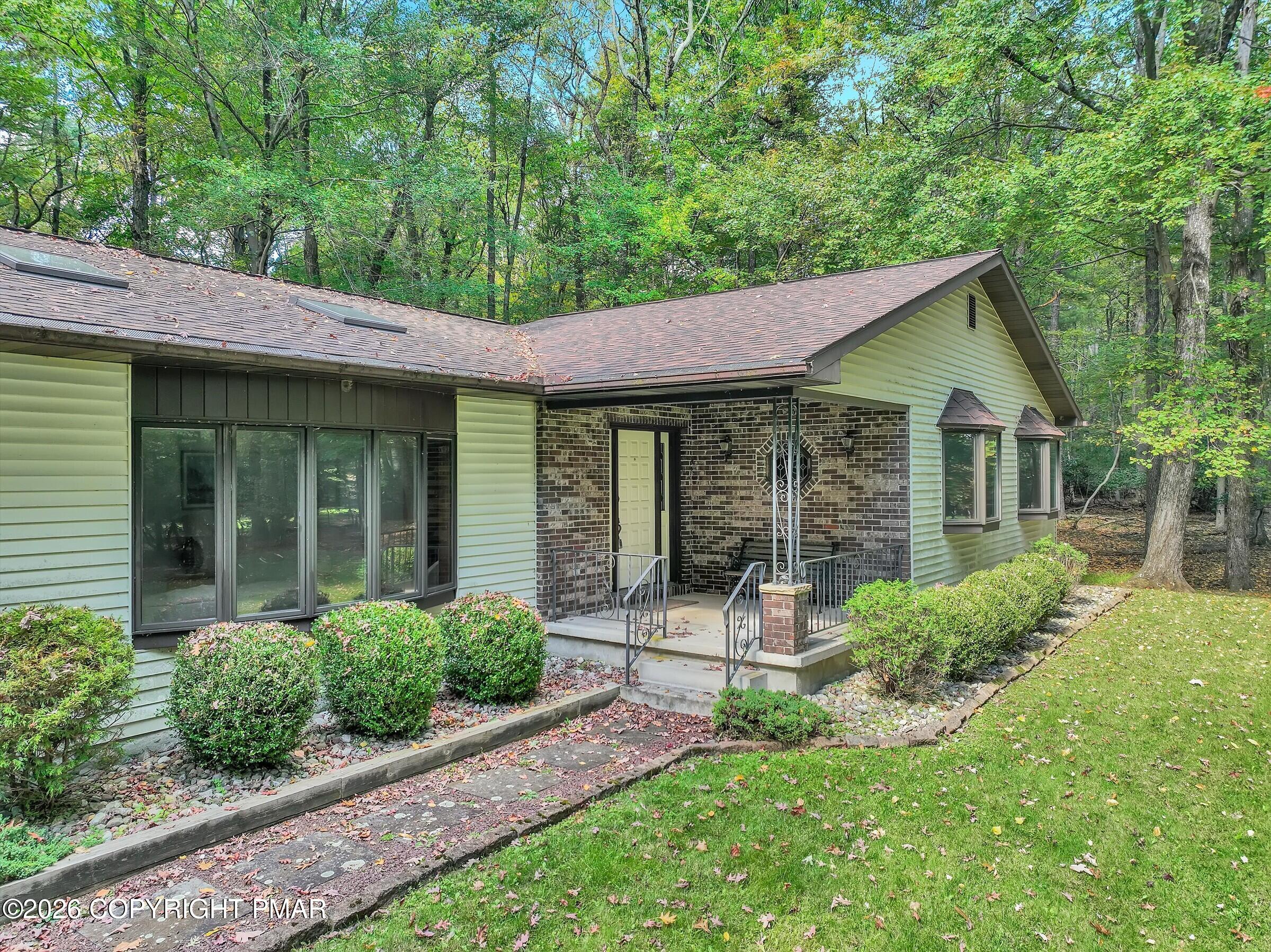 909 Hell Hollow Road Property Photo 37
