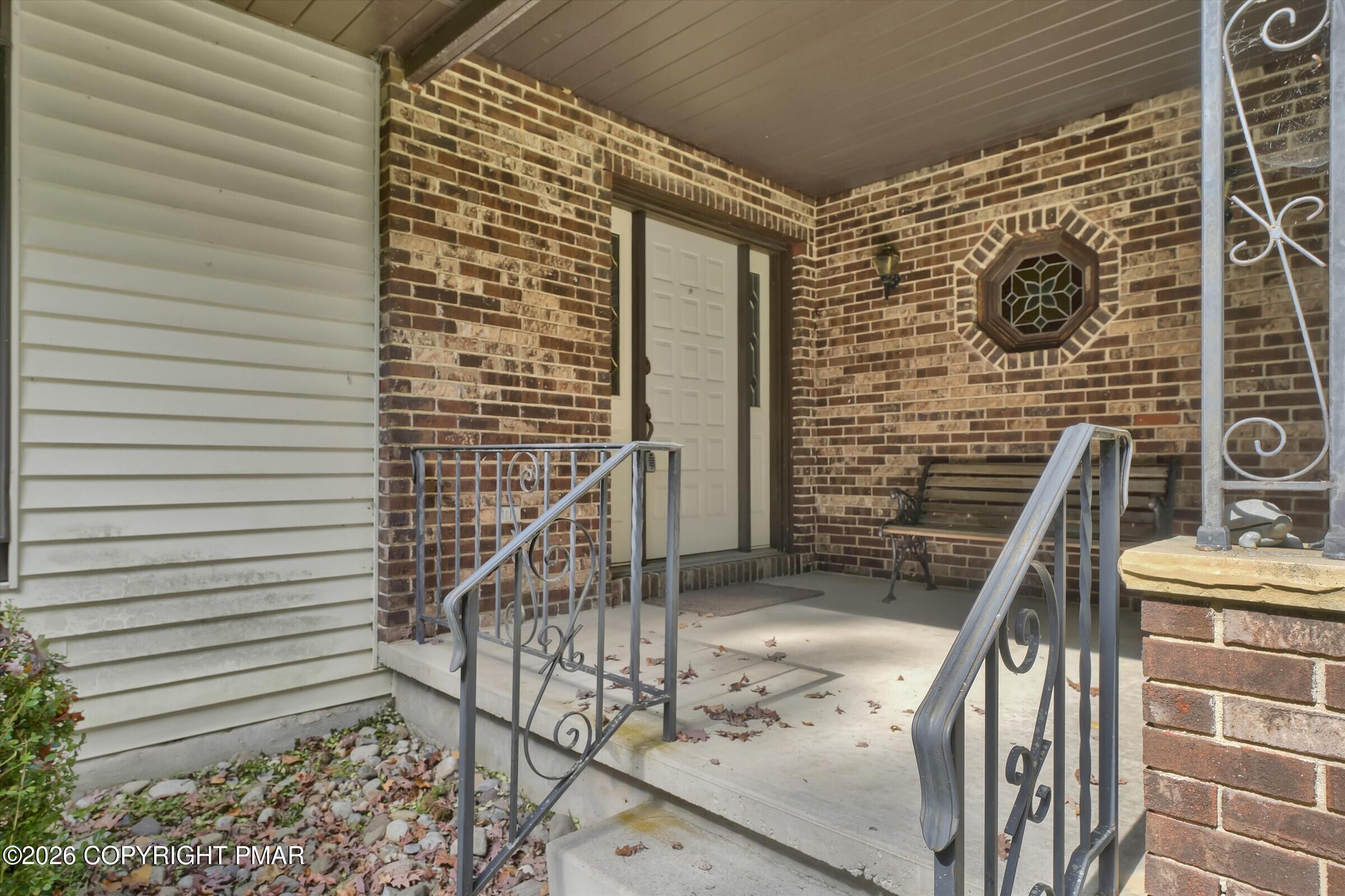 909 Hell Hollow Road Property Photo 38