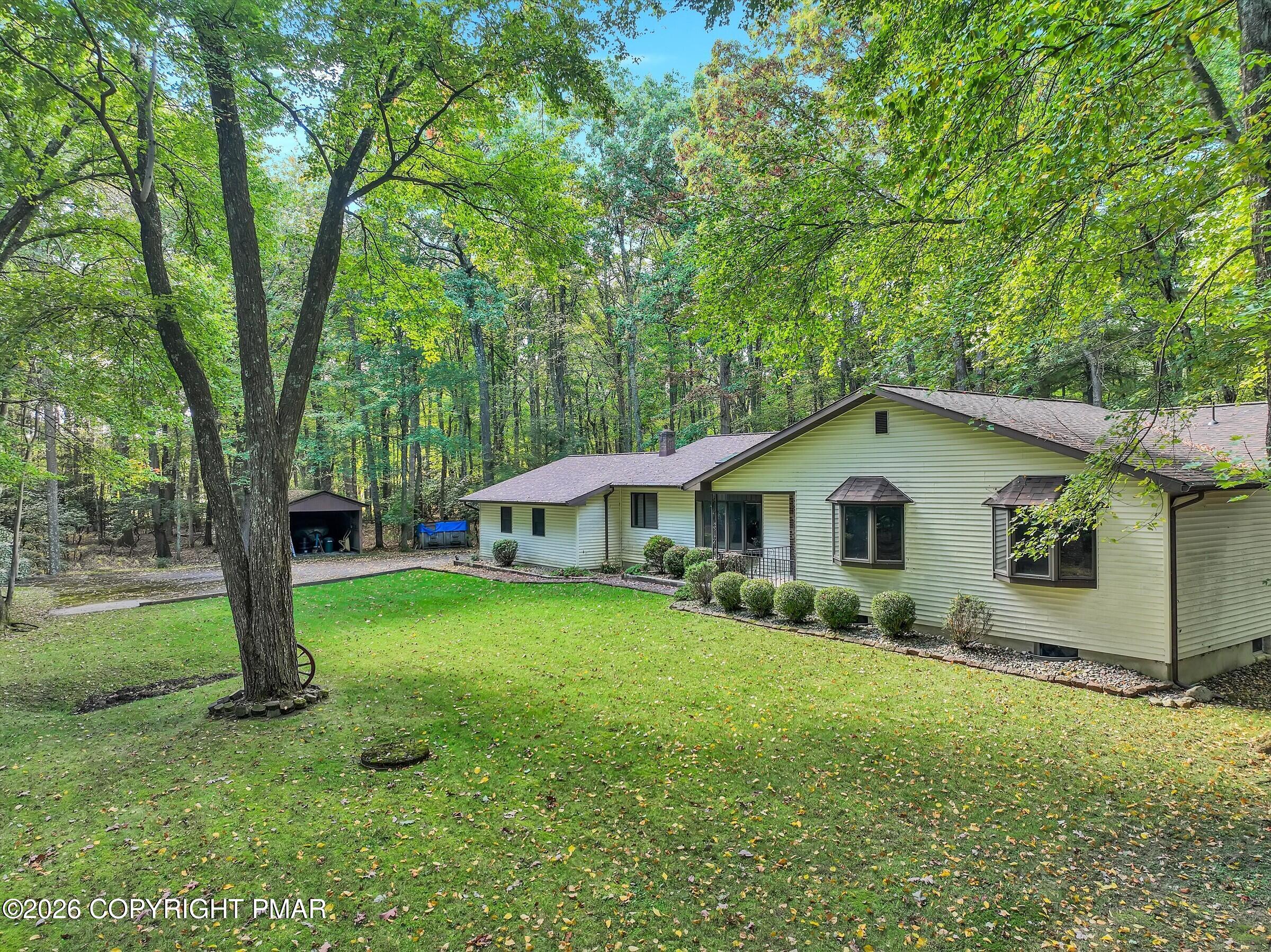 909 Hell Hollow Road Property Photo 42