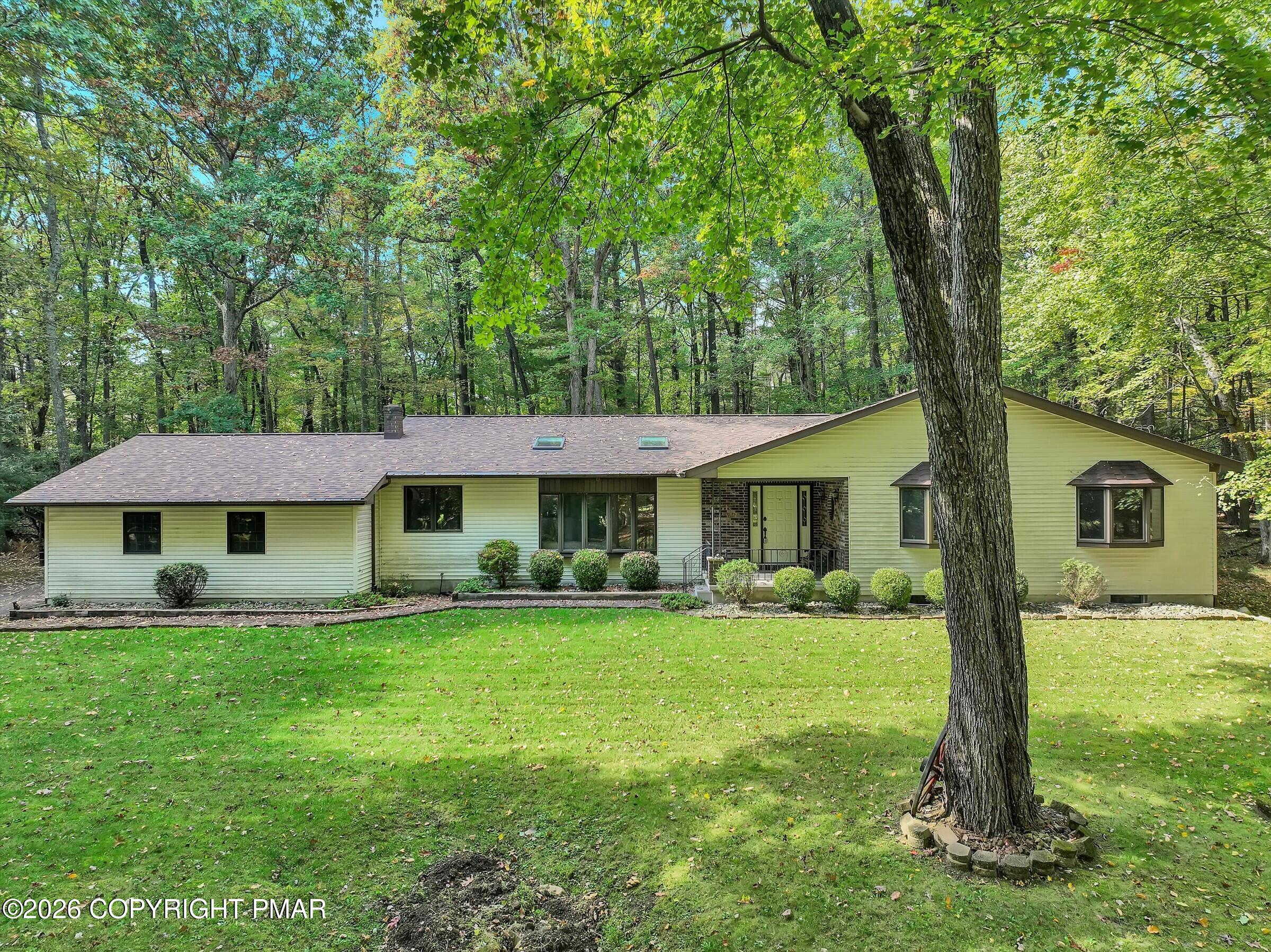 909 Hell Hollow Road Property Photo 43