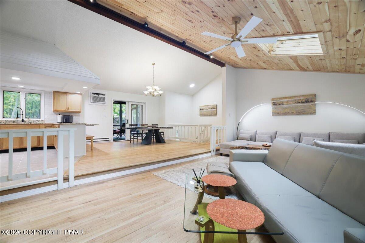 6138 Wales Court Property Photo 2