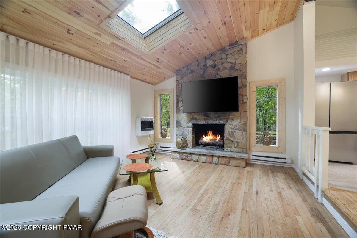 6138 Wales Court Property Photo 4