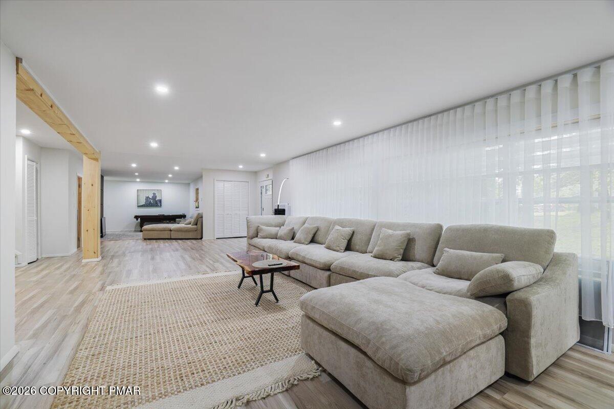 6138 Wales Court Property Photo 20