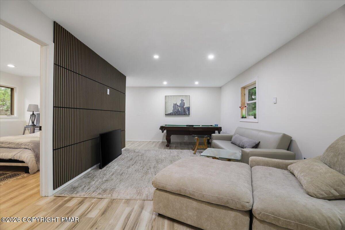 6138 Wales Court Property Photo 23