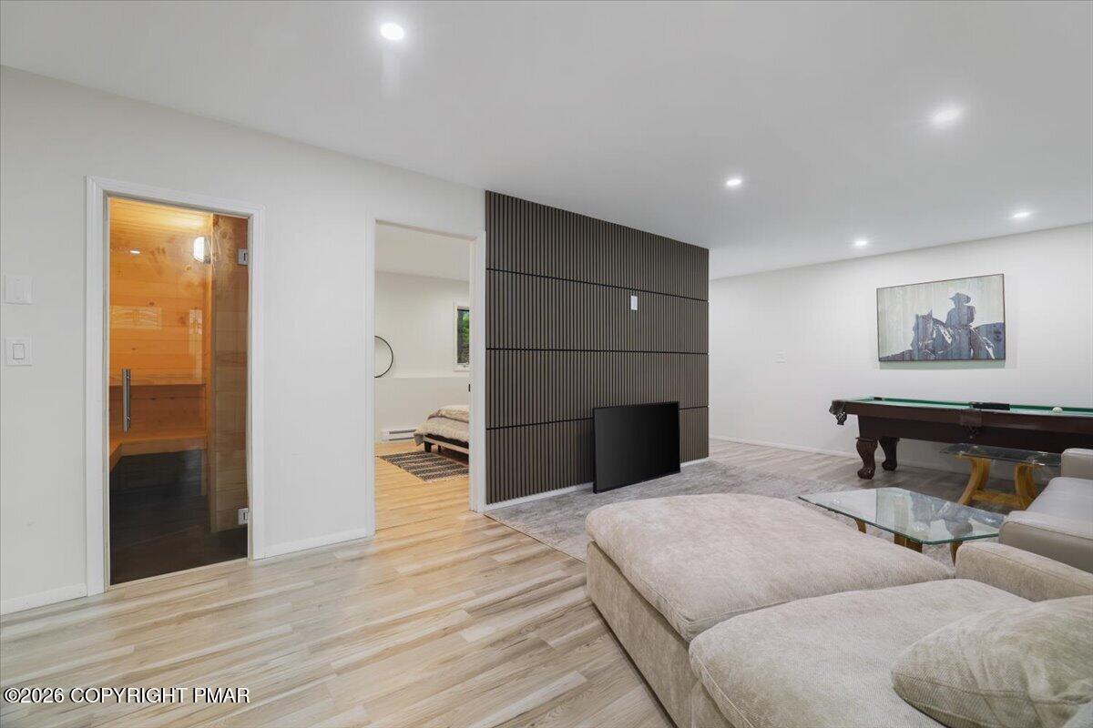 6138 Wales Court Property Photo 24