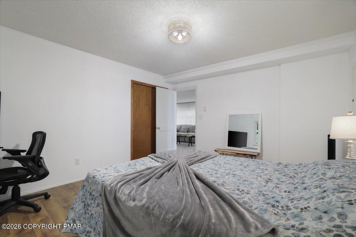6138 Wales Court Property Photo 32