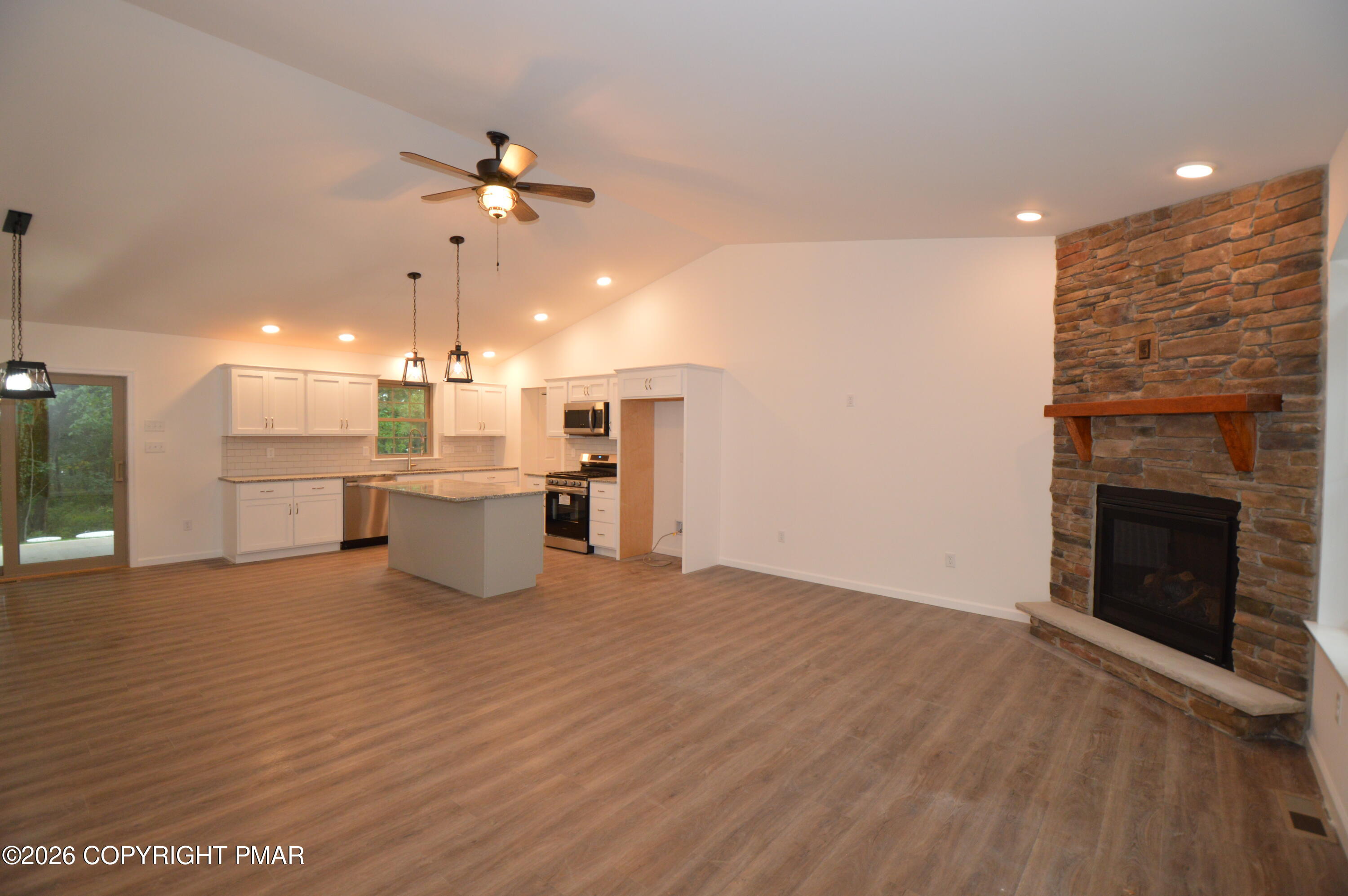 120 Ozark Drive Property Photo 7