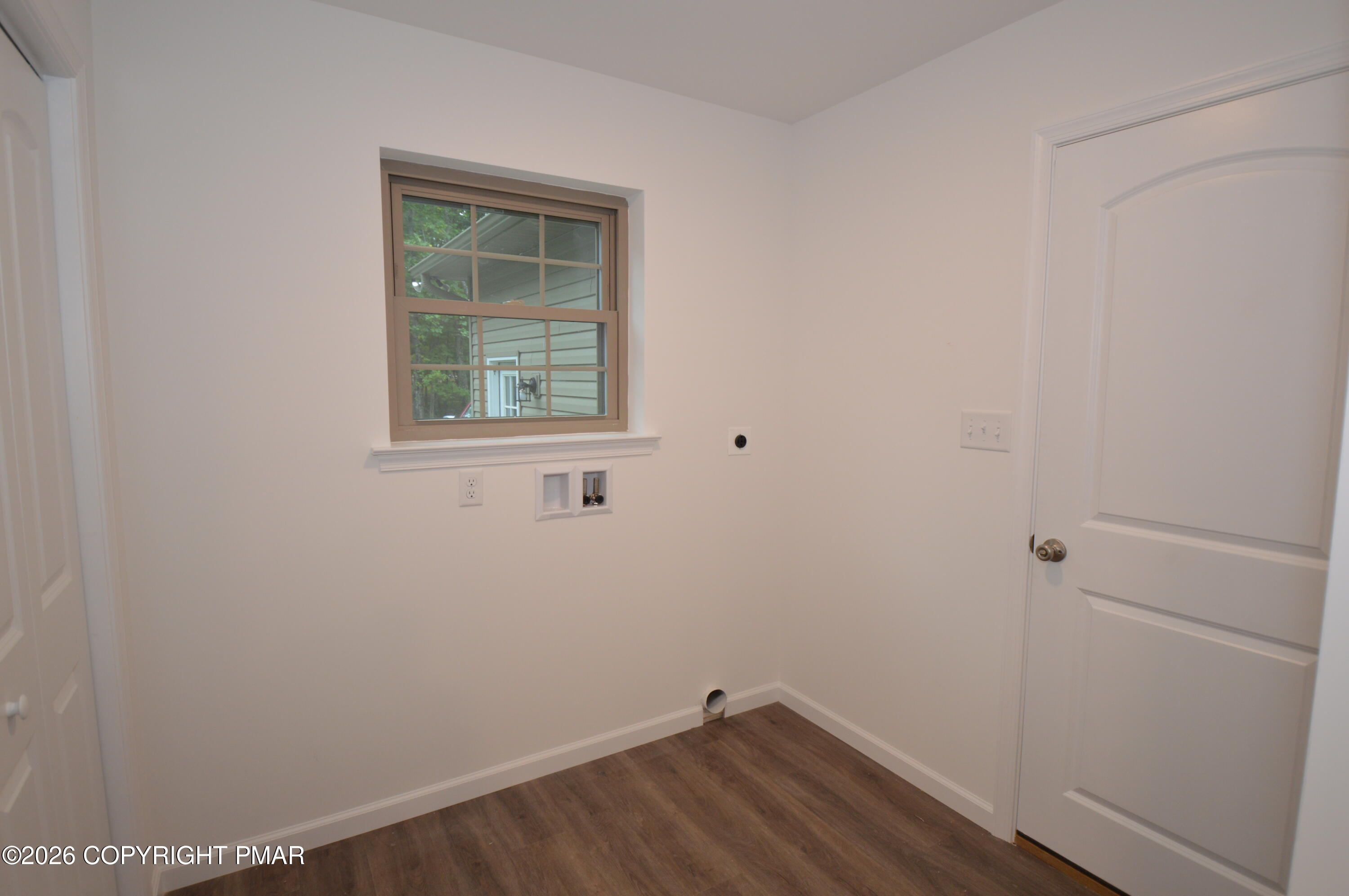 120 Ozark Drive Property Photo 16