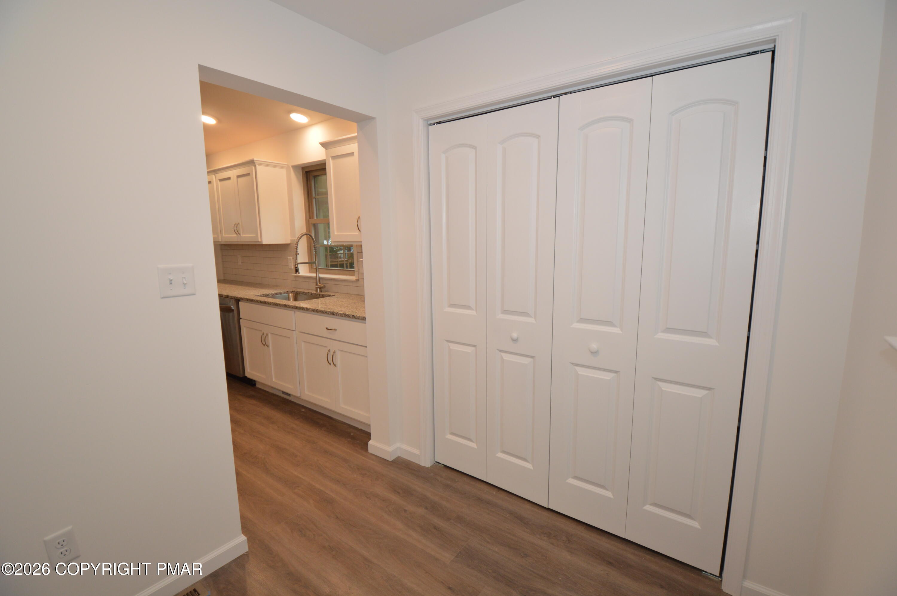 120 Ozark Drive Property Photo 17