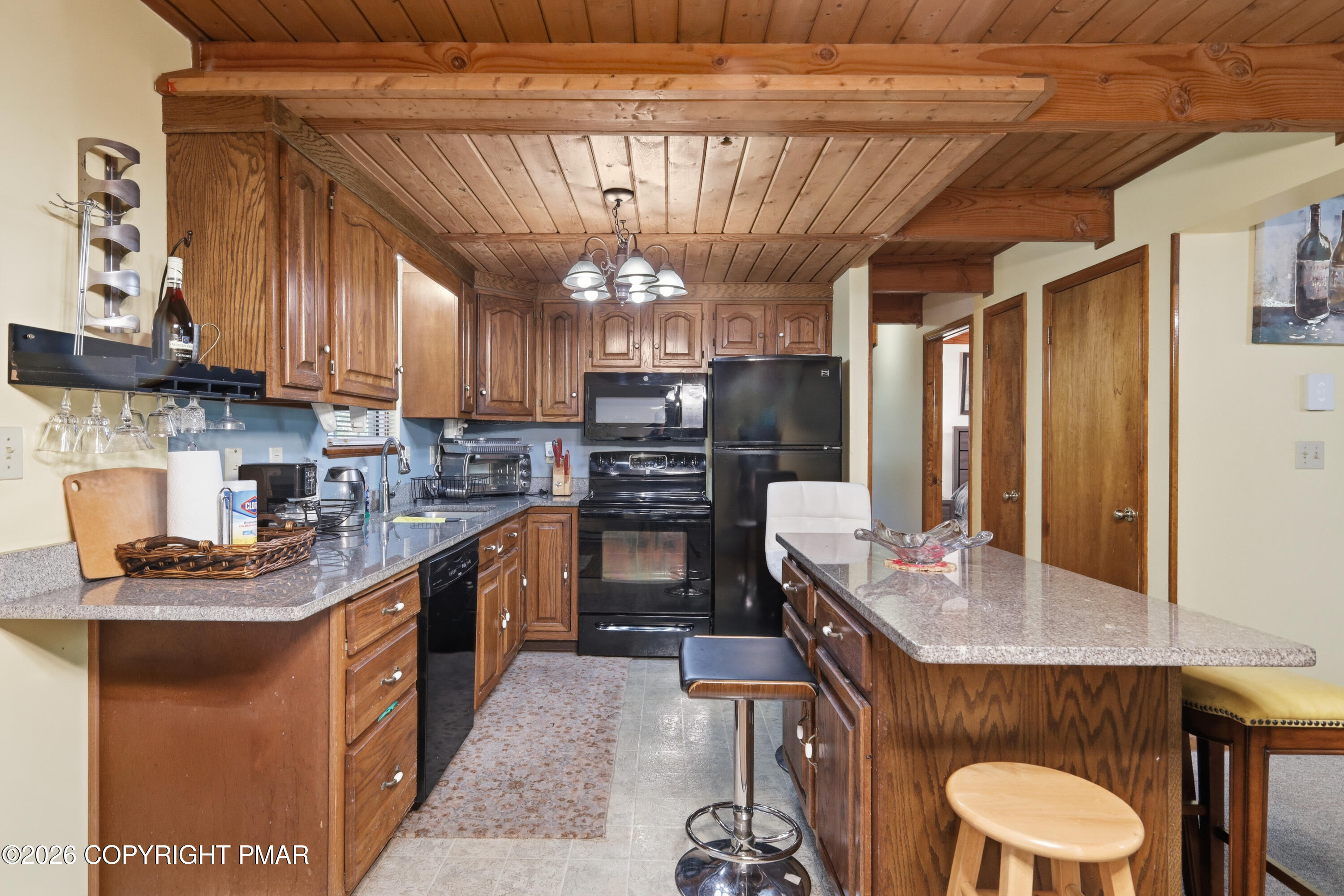 2506 Camelback Avenue Property Photo 7
