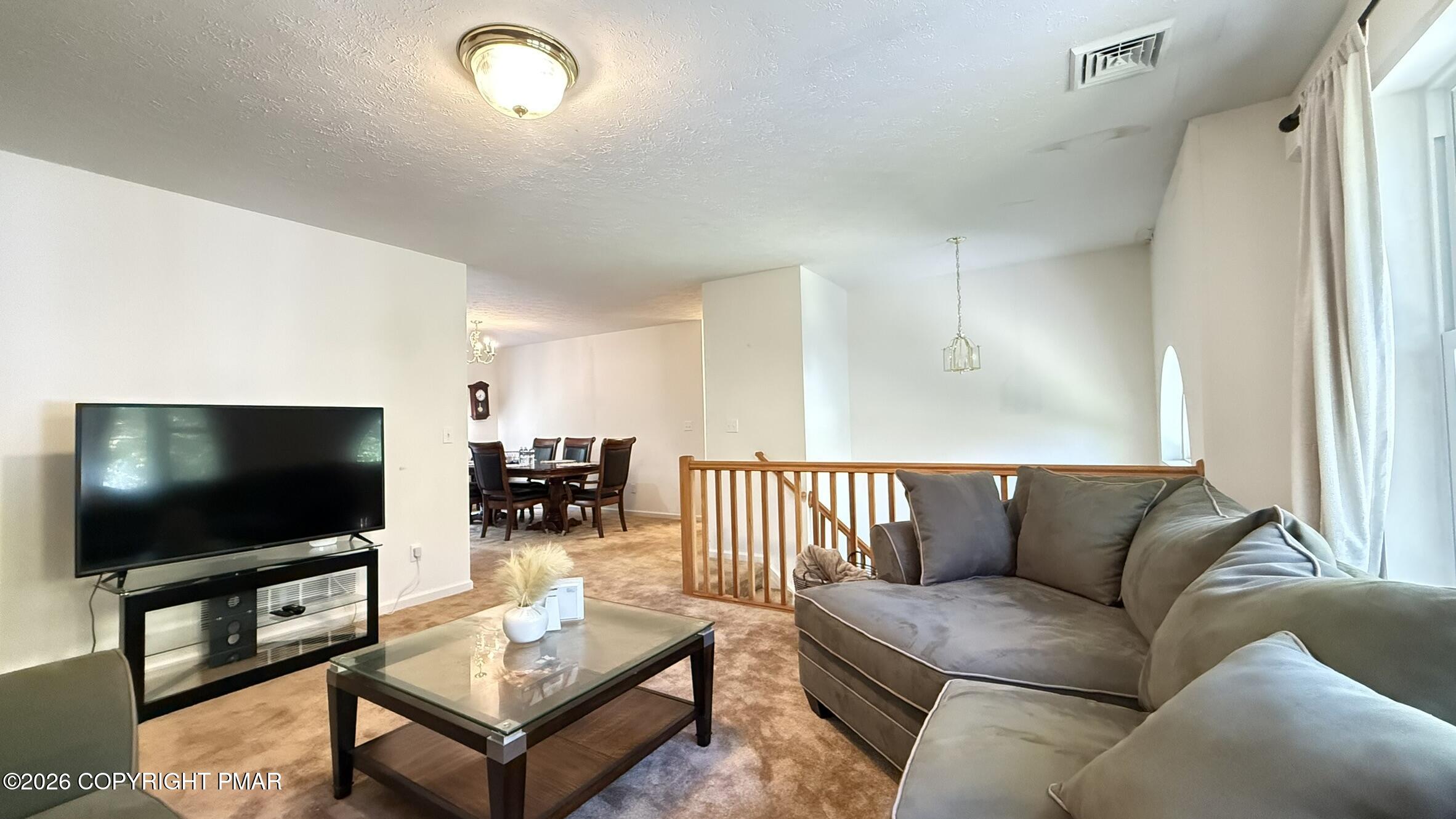1661 Cotswold Road Property Photo 10