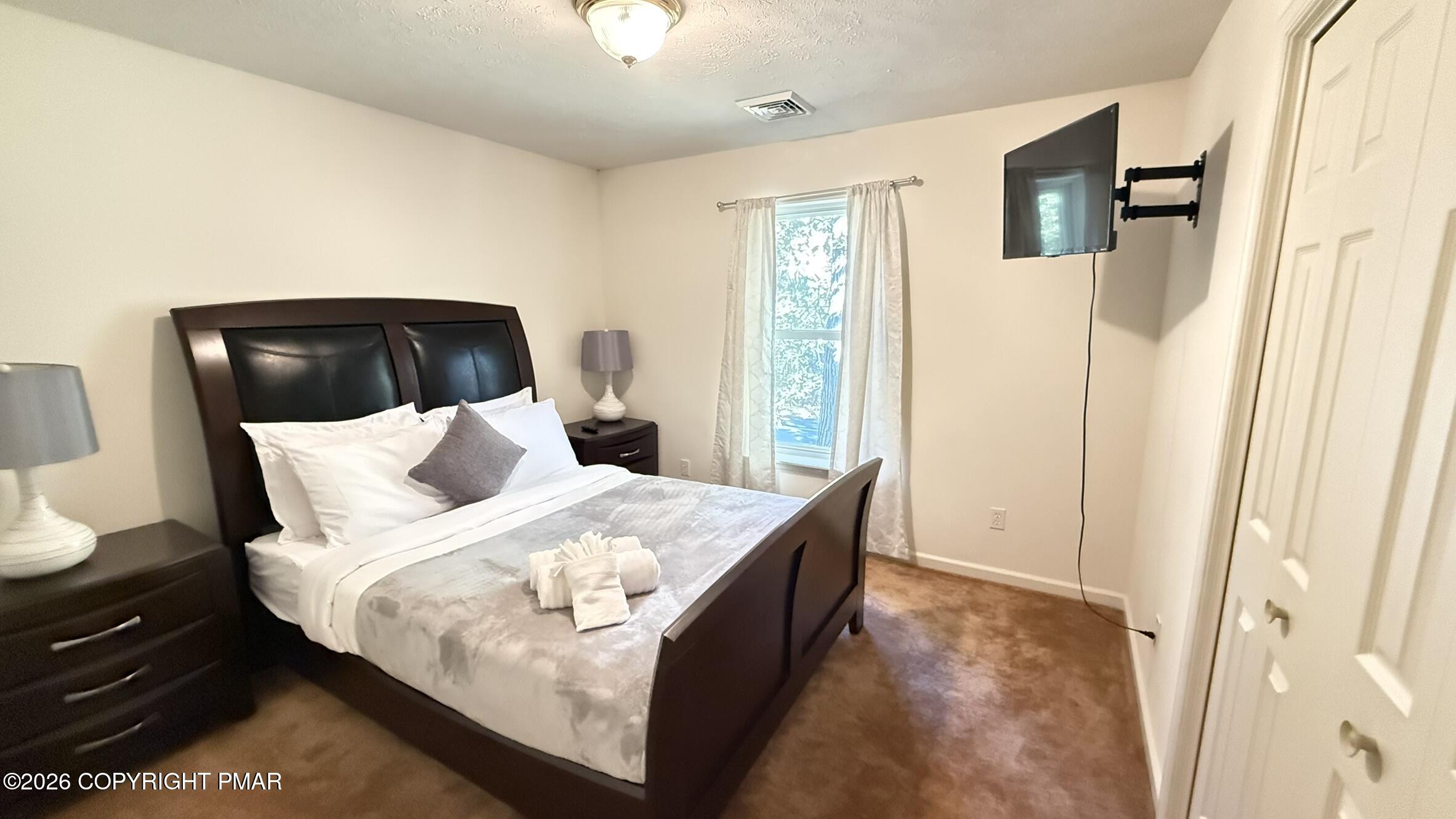 1661 Cotswold Road Property Photo 16