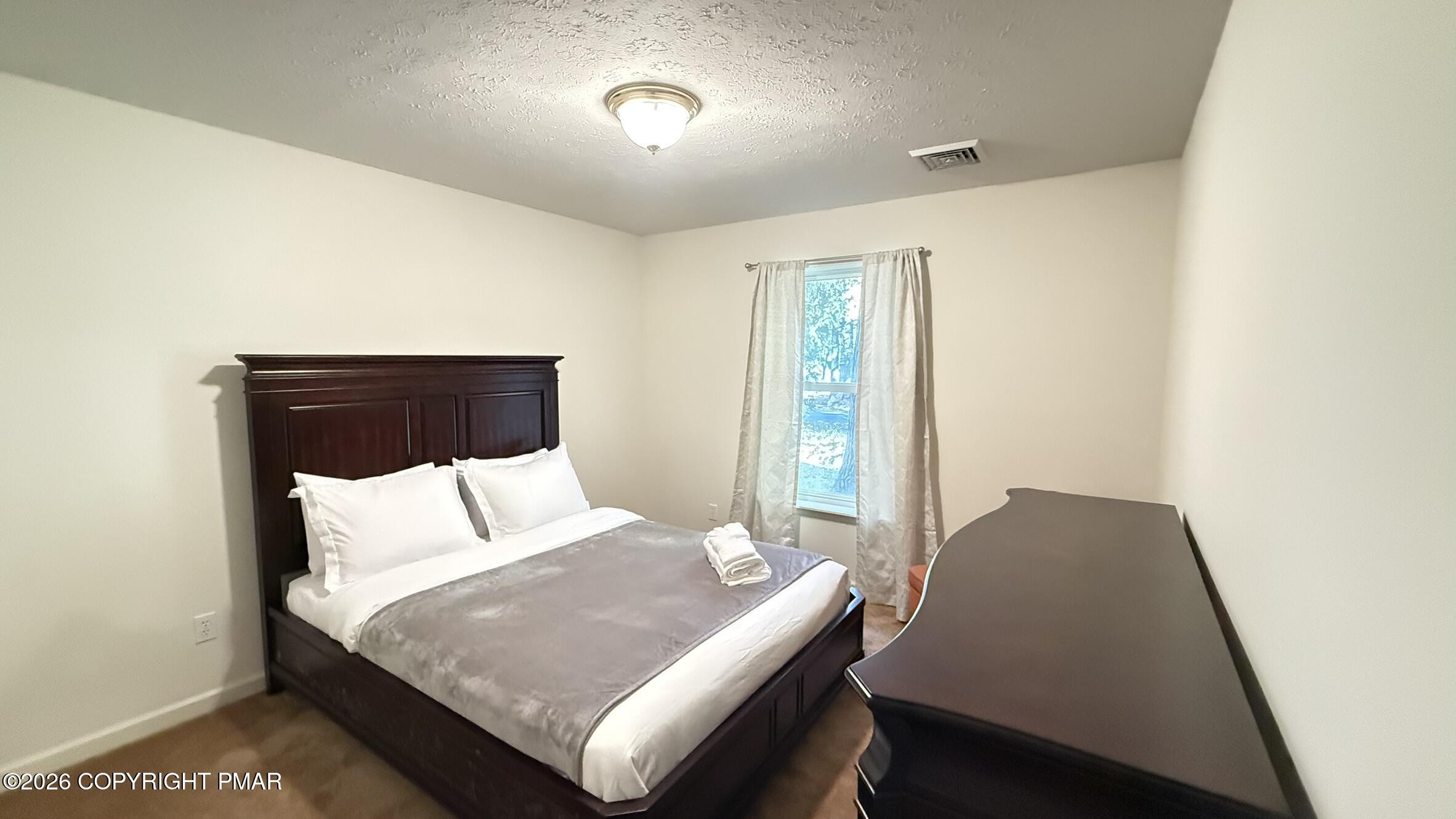1661 Cotswold Road Property Photo 20