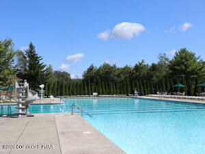 1661 Cotswold Road Property Photo 34