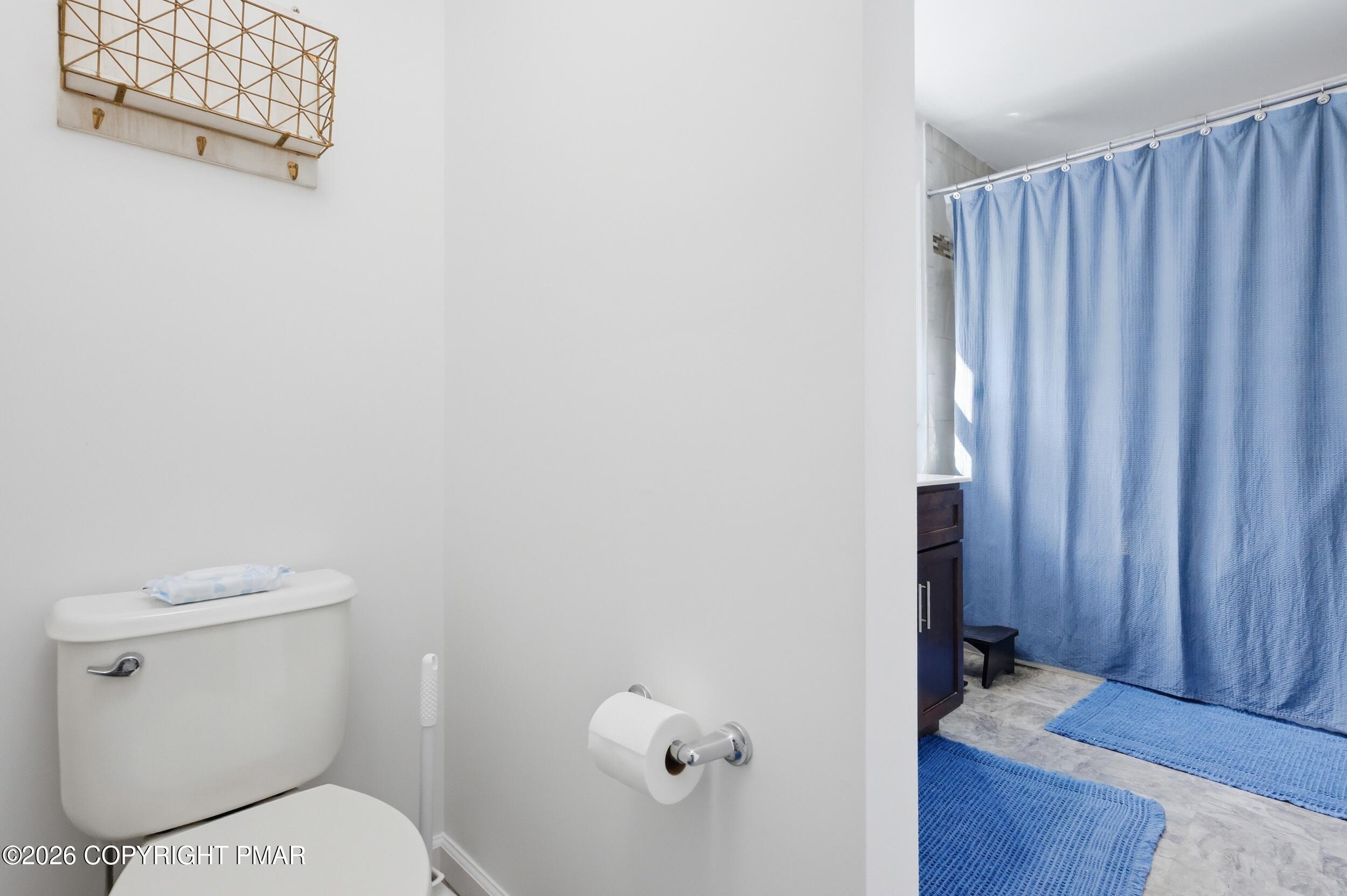 135 American Way Property Photo 21