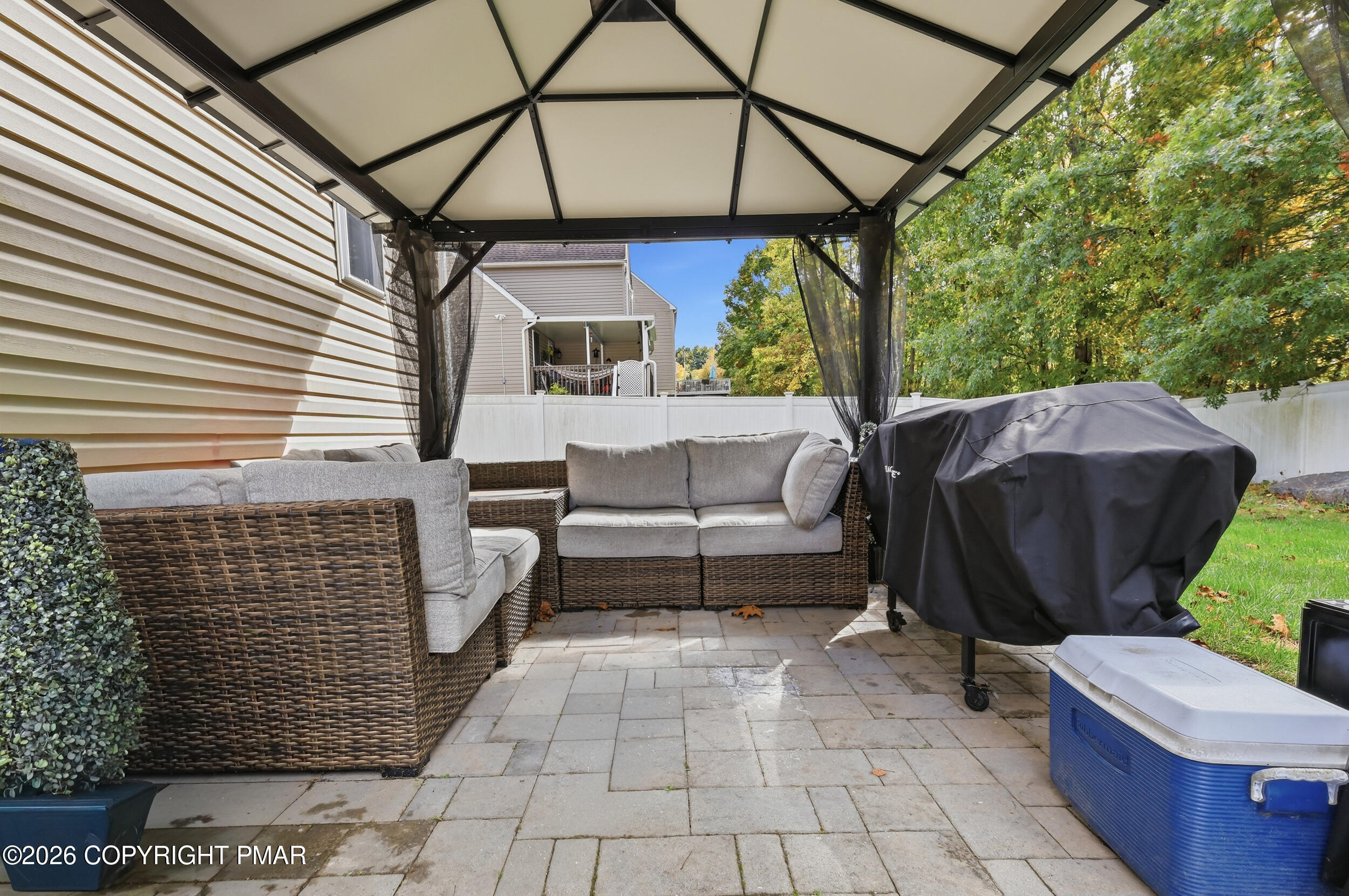 135 American Way Property Photo 33