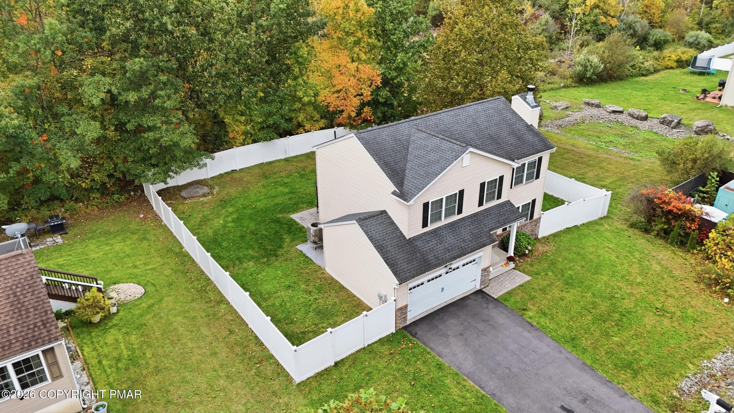 135 American Way Property Photo 39