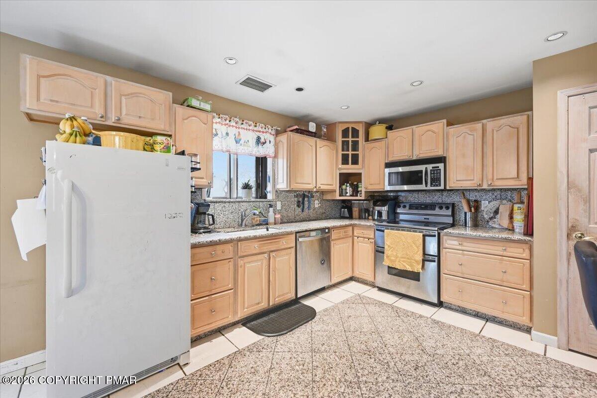 1112 Scott Street Property Photo 20