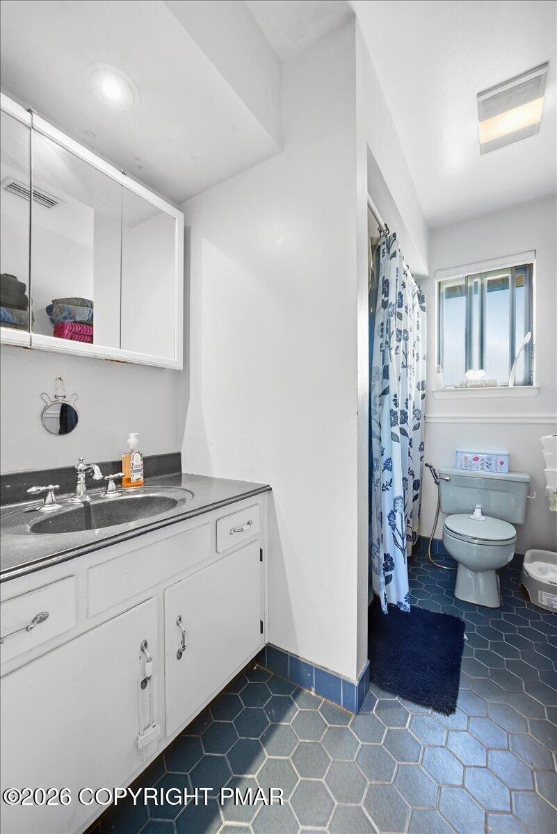 1112 Scott Street Property Photo 44