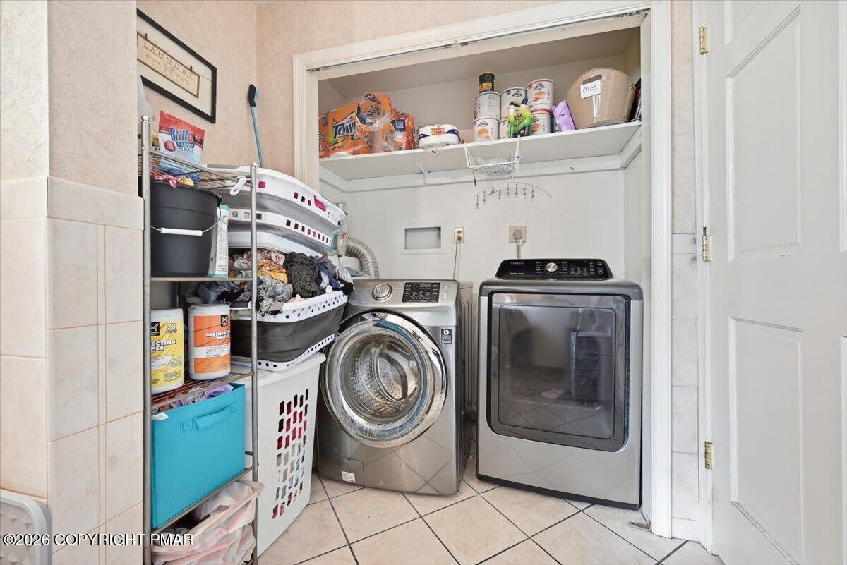 1112 Scott Street Property Photo 53
