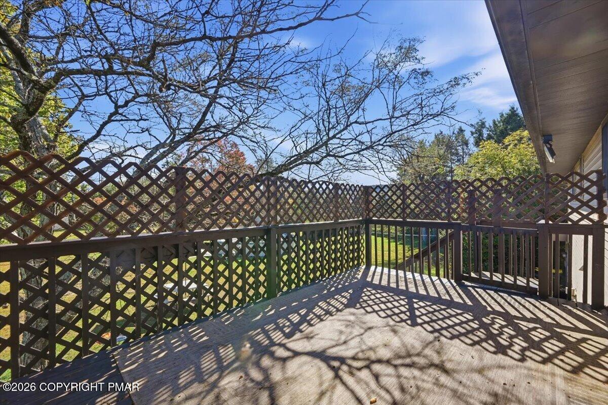 1112 Scott Street Property Photo 59