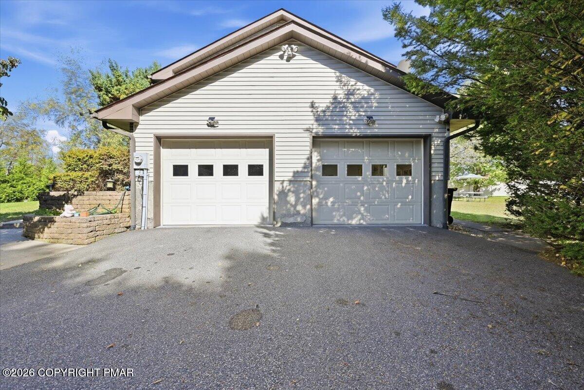 1112 Scott Street Property Photo 68