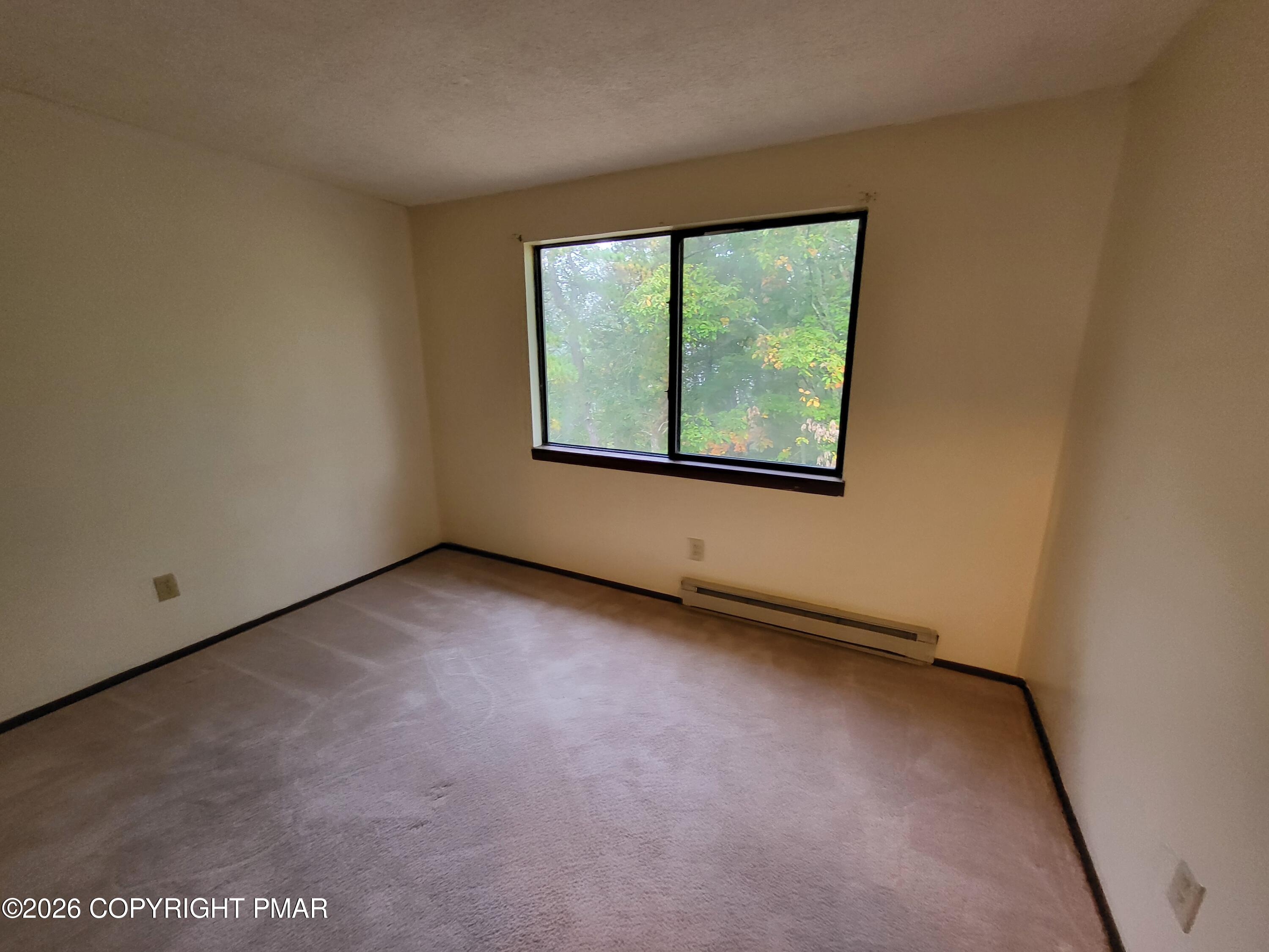 1109 Glasgow Court Property Photo 26