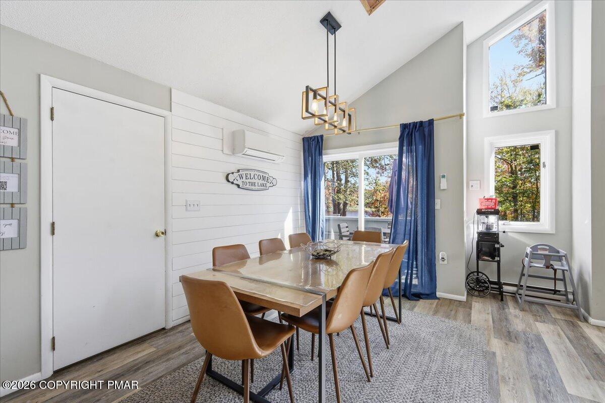 6125 Boardwalk Drive Property Photo 10