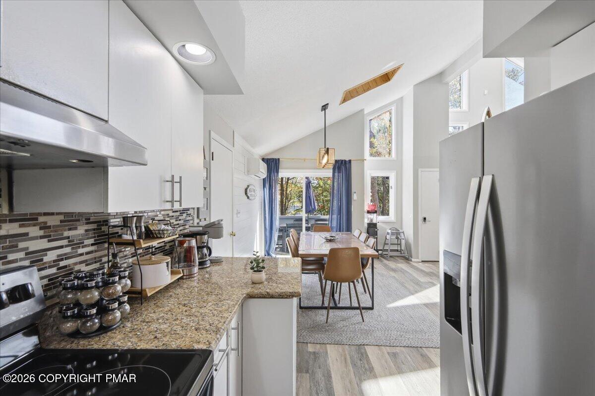 6125 Boardwalk Drive Property Photo 15