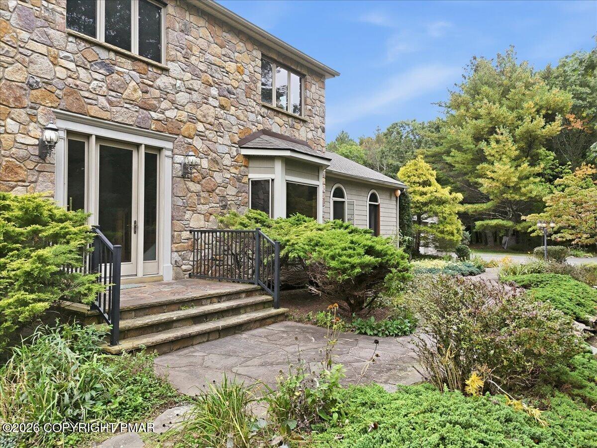 441 Emery Road Property Photo 2