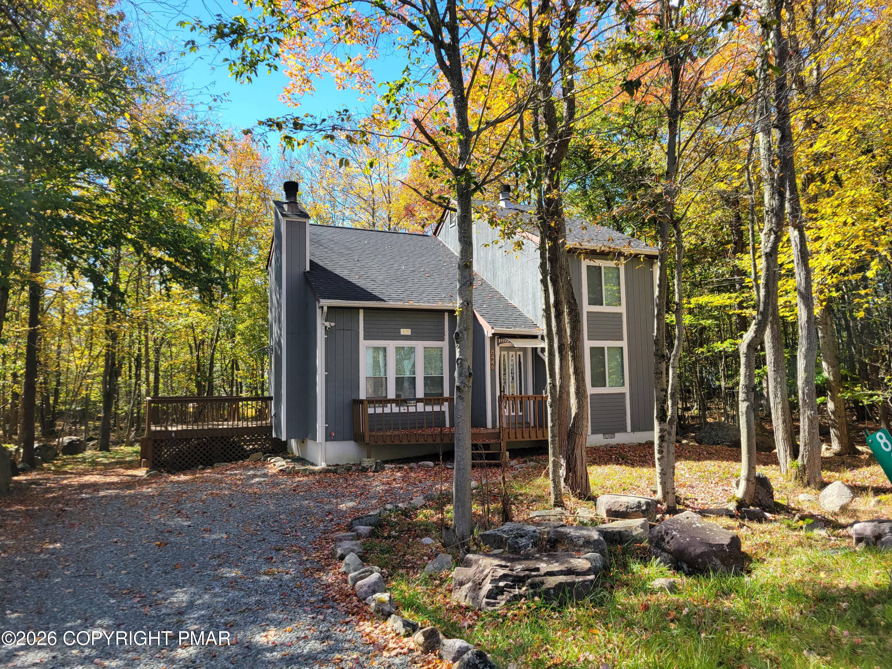 8446 Bear Trail Drive Property Photo 4