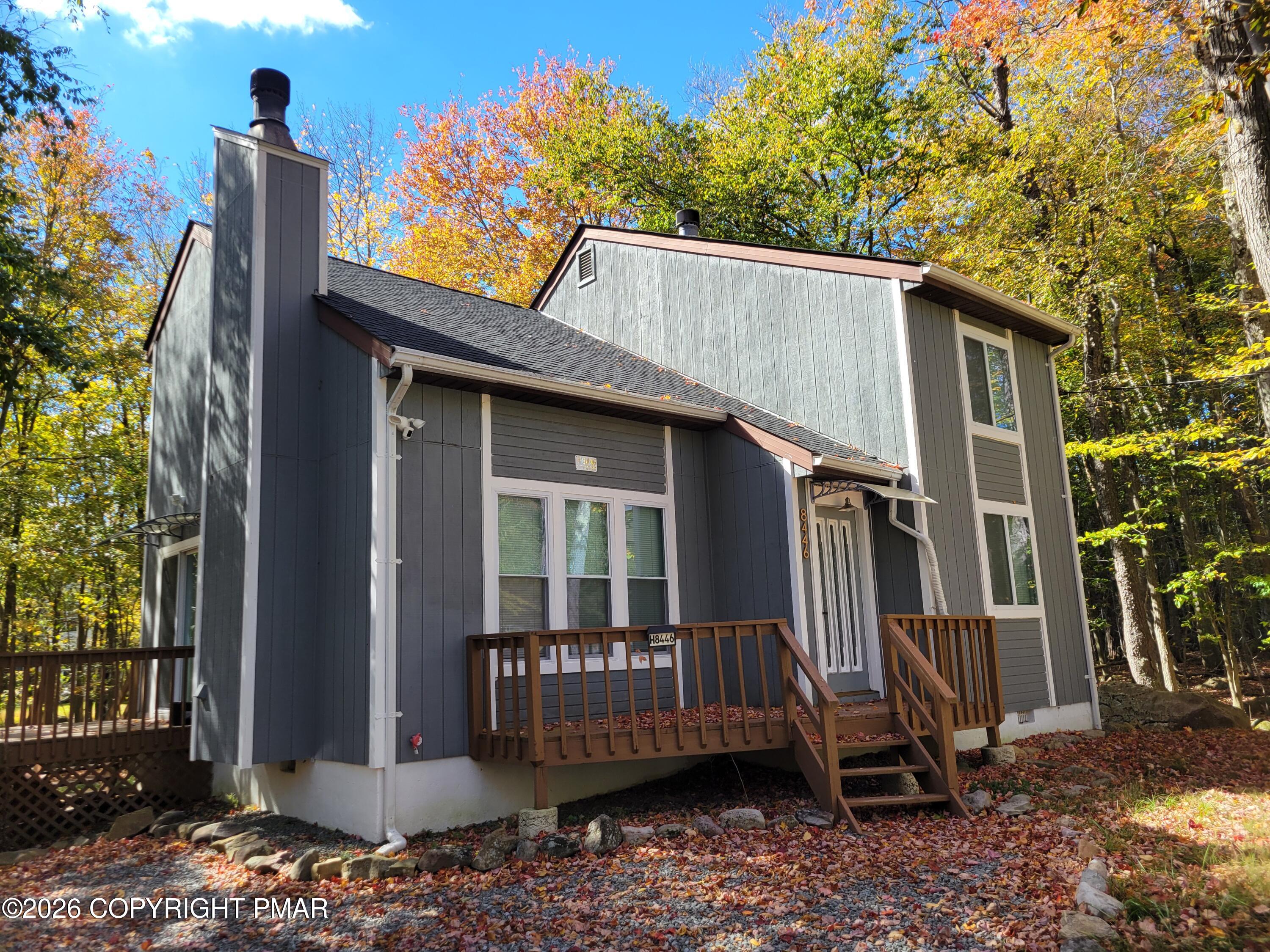8446 Bear Trail Drive Property Photo 5