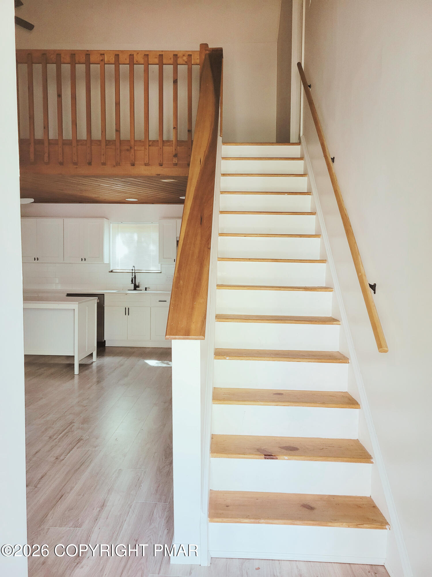 8446 Bear Trail Drive Property Photo 6